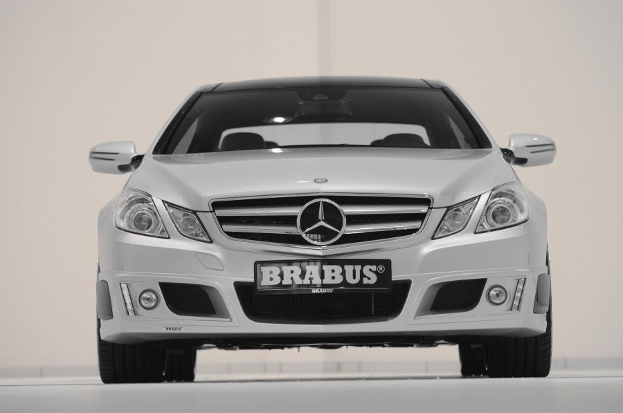  Mercedes-Benz E-Class Coupe by Brabus 2009 года  (фото 20 из 23)